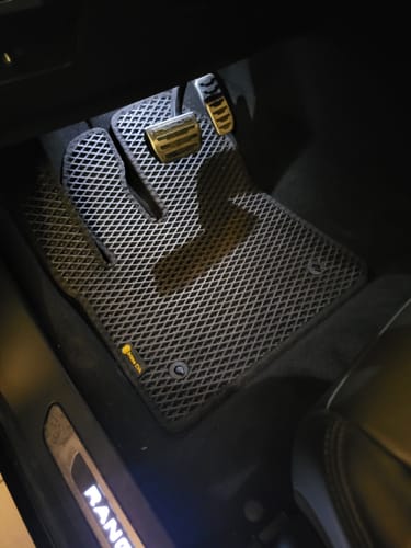 Customer photo review of Dywaniki samochodowe na zamówienie - Przód