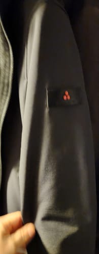 Customer photo review of Giubbino lungo in nylon con cappuccio