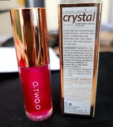 Customer photo review of O.TWO.O PLUMP SHINY CRYSTAL LIP GLOSS