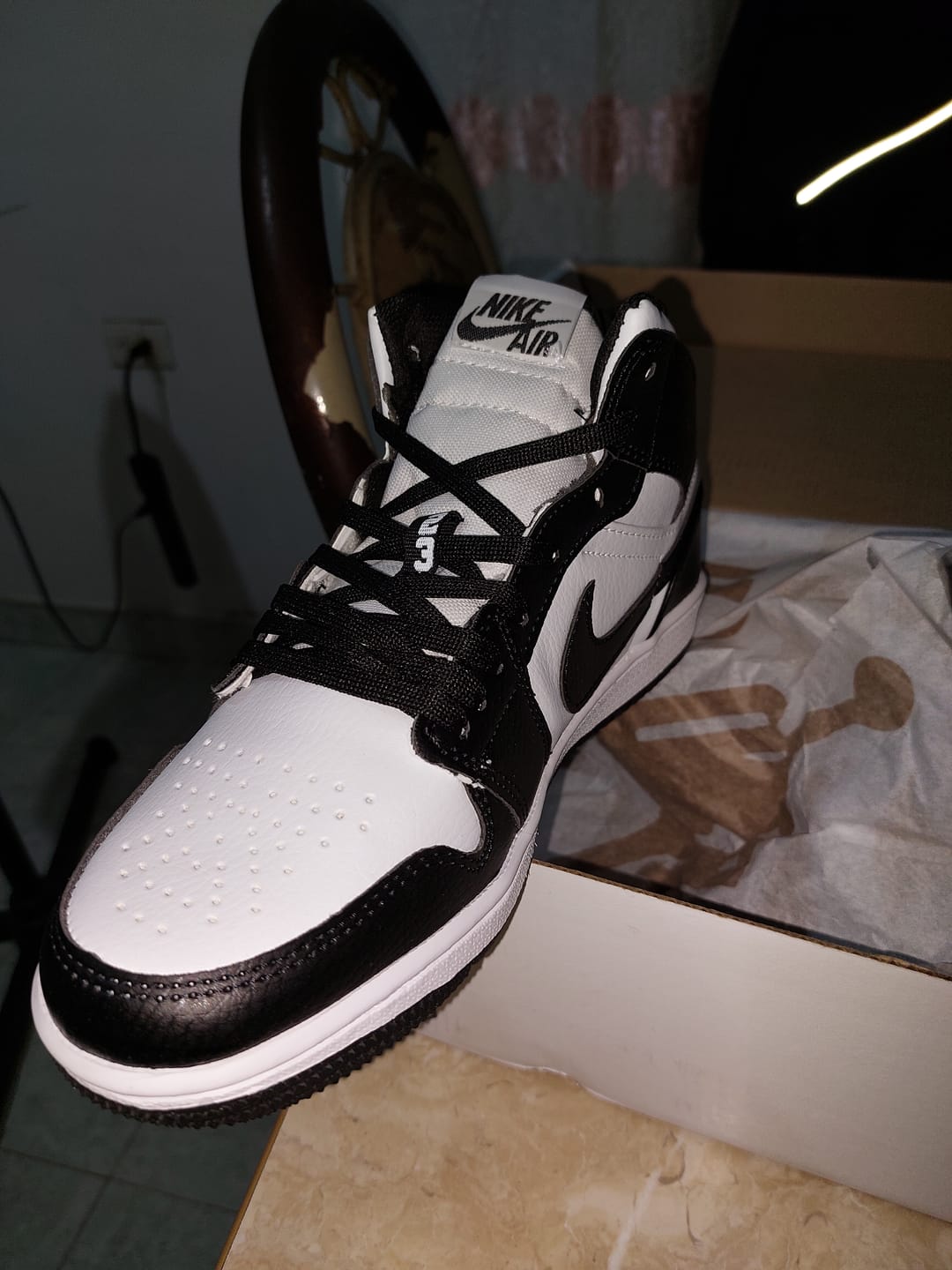 Customer photo review of Tenis Retro 1 Vaquita