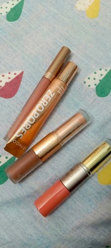 Customer photo review of O.TWO.O ROSE GOLD 2 IN 1 LIPSTICK AND LIPGLOSS