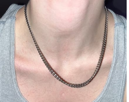 Customer photo review of [Almost Sold Out] To My Amazing Son - Love Mom - Cuban Link Chain