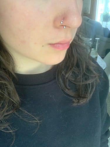 Customer photo review of Piercing Julia