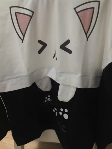 Customer photo review of Artistic Cute Cat Paws Print Warm Hoodie