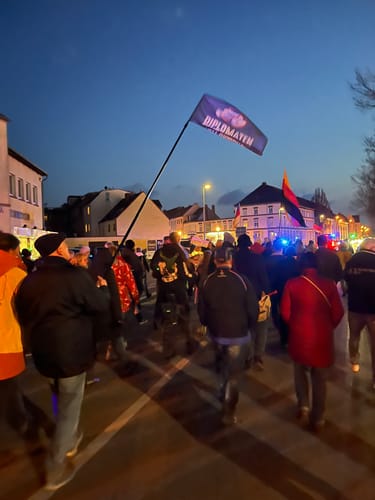 Customer photo review of FLAGGE / SCHWENKFAHNE • ANGST MACHT DUMM