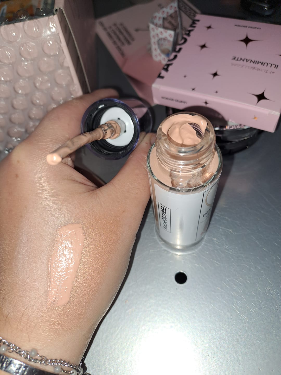 Customer photo review of Beauty Price Cosmetics® - #ALMOSTFREE -Fondotinta Idratante - Illuminante