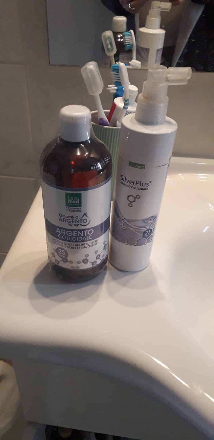 Customer photo review of GOCCE DI ARGENTO COLLOIDALE ATTIVO SPRAY SUBLINGUALE - BIOMED - 500 ml. - 25 ppm