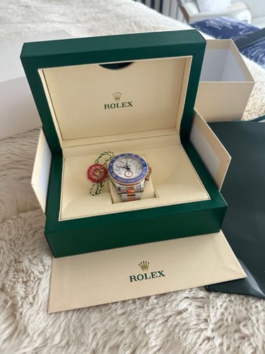 Customer photo review of Replica Rolex Watch Box with Logo and Papers