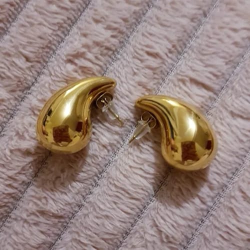 Customer photo review of Lauren Drop Studs-Gold