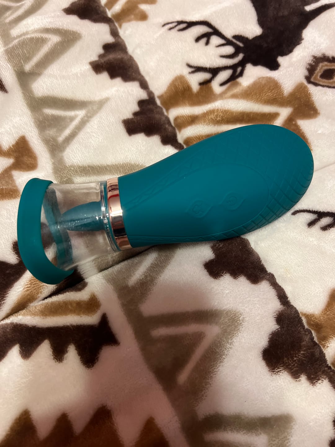 Customer photo review of SCIONESS Sucking and Licking Clitoral Stimulator