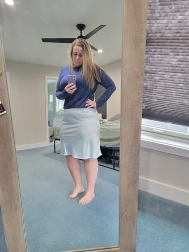 Customer photo review of Essential Slip Skirt