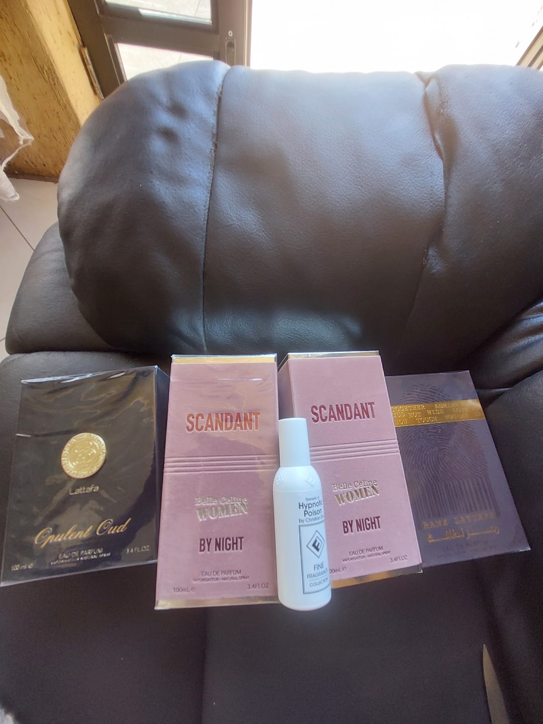 Customer photo review of Scandant By Night edp