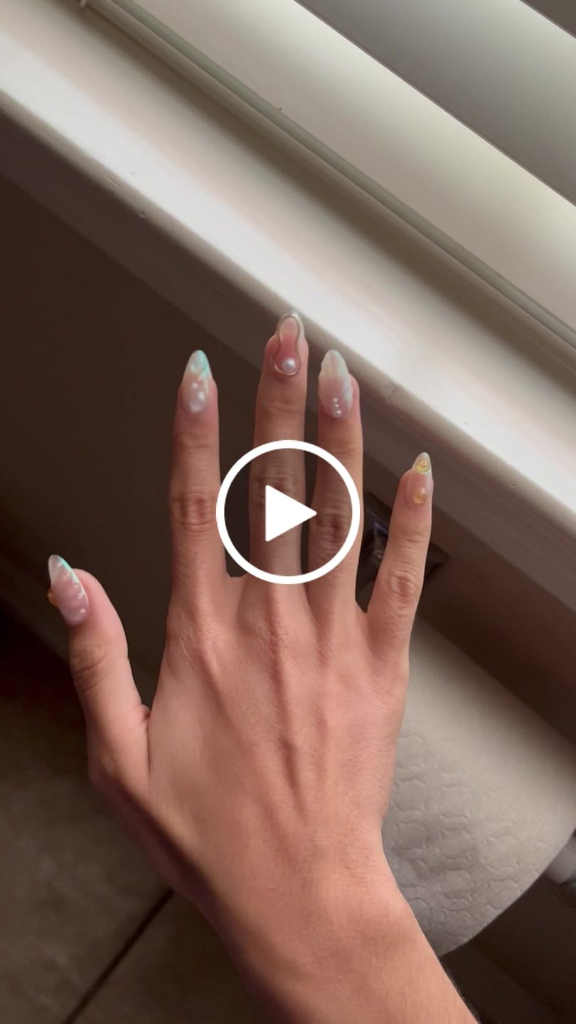 Customer video review of Mermaid