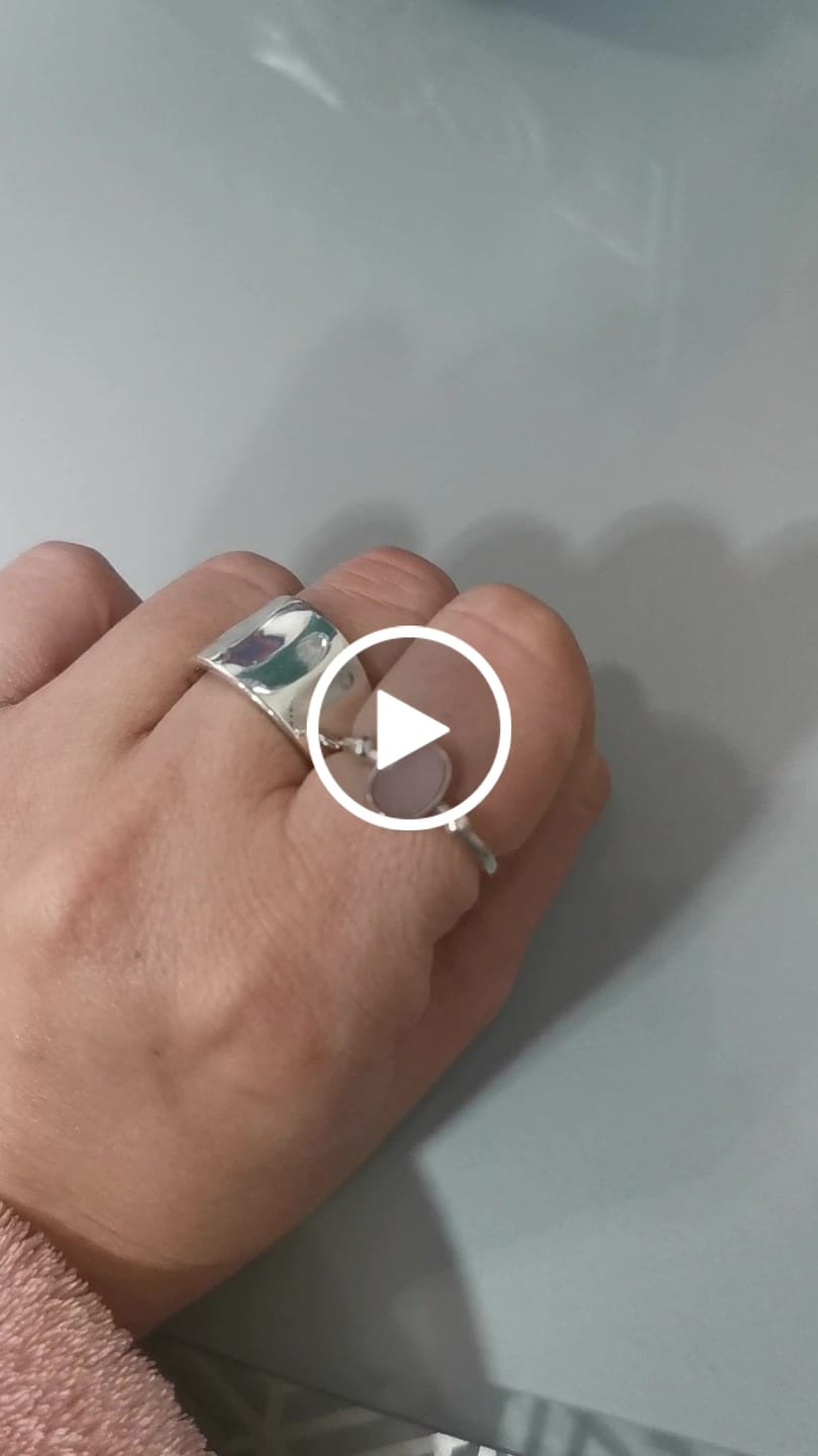 Customer video review of Anillo Cilindro