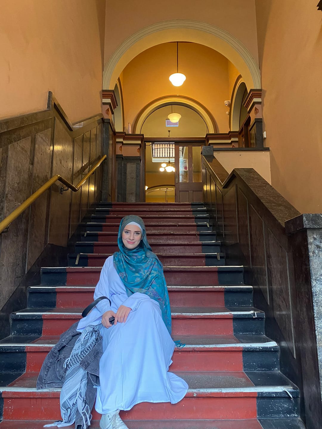 Customer photo review of Khatijah Abaya - White