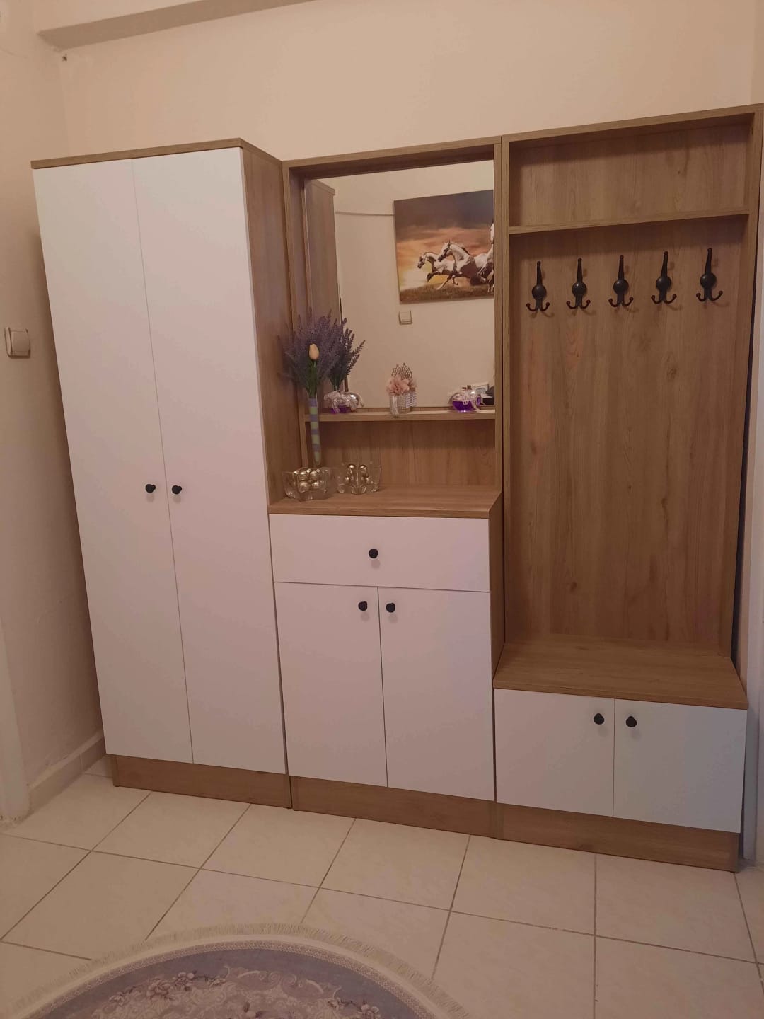 Customer photo review of Rani P6 Modern Çekmeceli Aynalı Raflı Portmanto Ayakkabılık Vestiyer Sepet Ceviz - Beyaz M2