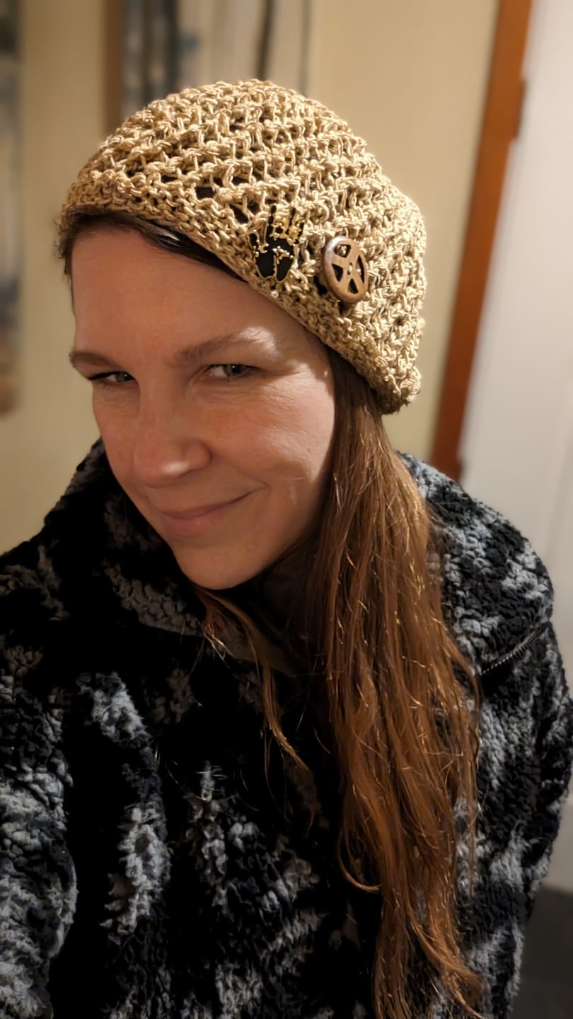Customer photo review of Honeycomb Peace Hemp Hat