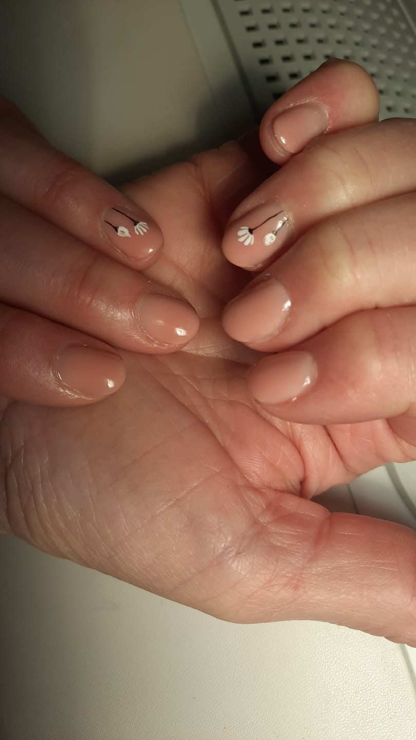 Customer photo review of Didier Lab "Smart Fiber Base" üvegszálas alapozó zselé, Nude, 10ml