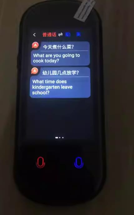 Customer photo review of Vormor Z8 Language Translator Device 138 National Languages Intelligent Translator Real-time Voice, Recording, Text Translation Device