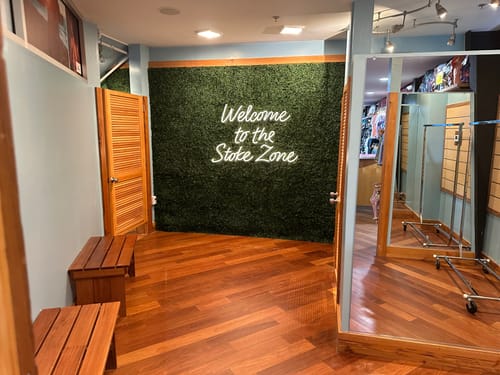 Customer photo review of Brite Lite New Neon Sign: Welcome
to t...