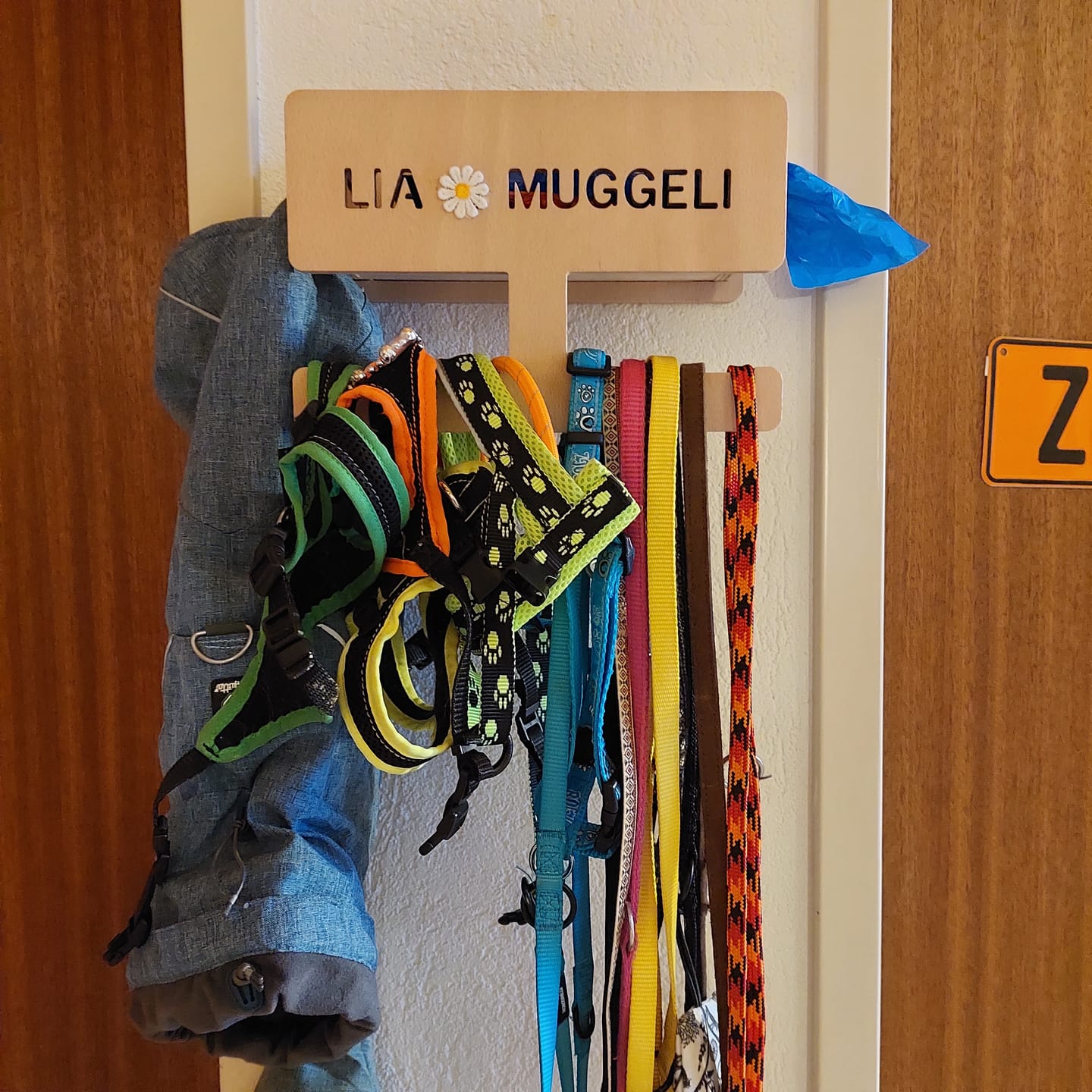 Customer photo review of PERSONALISIERUNG: Hundegarderobe L
