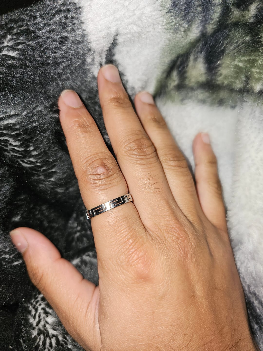 Customer photo review of Troja Ring | 18K vergoldet