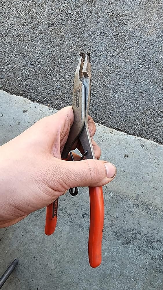 Customer photo review of Stanley Proto J250G 9 in. Lock Ring Horseshoe Washer Pliers
