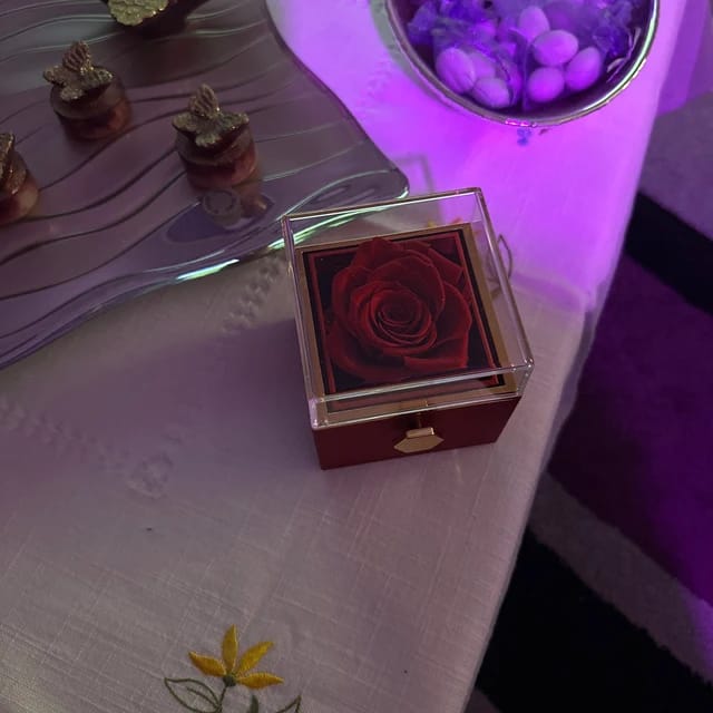 Customer photo review of Engraved Necklace with Eternal Rose Box