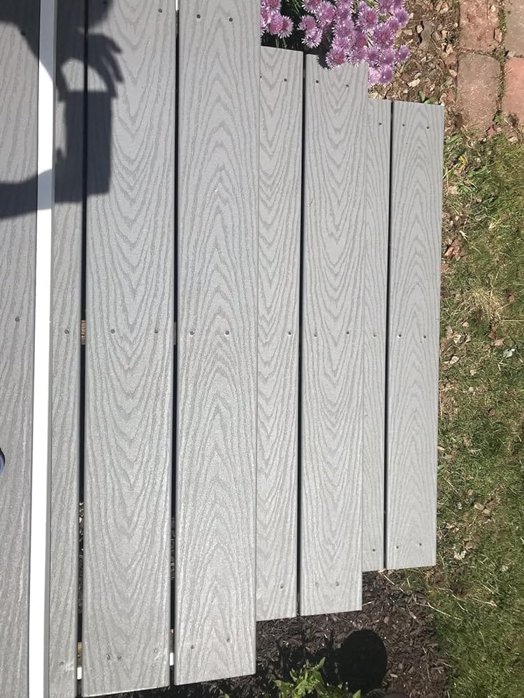 Customer photo review of Simpson Strong-Tie TRX20PG 20 SF Coverage Pebble Gray Composite Trex Deck-Drive DCU Screw Plugs, 75/Box