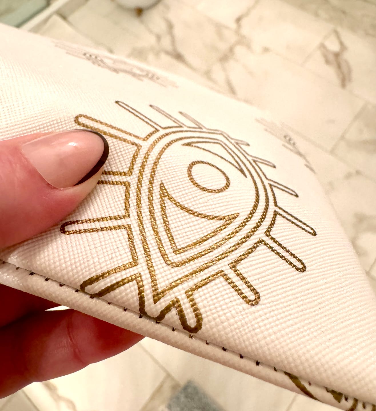 Customer photo review of #5 Sabra Eye White
