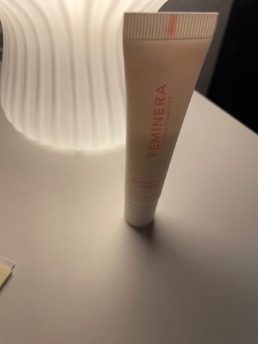 Customer photo review of Augenserum mit einem Sofort-Effekt | Instant Lift Serum