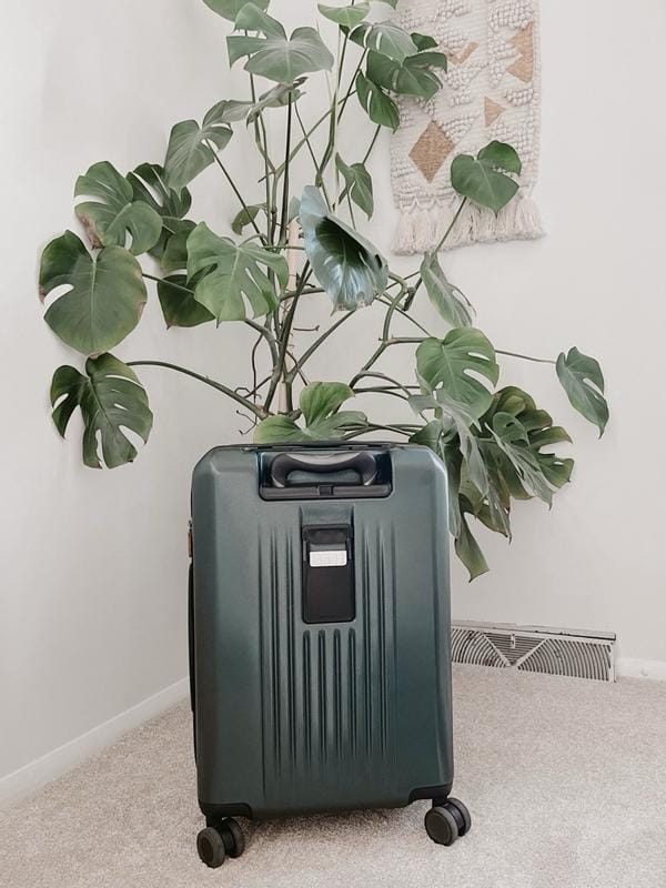 Customer photo review of Montecito 2.0 Hardside Carry-On Expandable Spinner