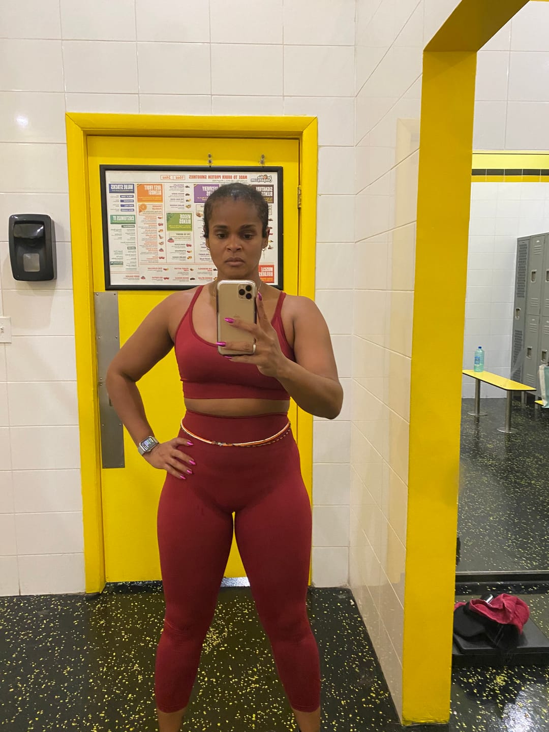 Customer photo review of Contour Seamless Leggings