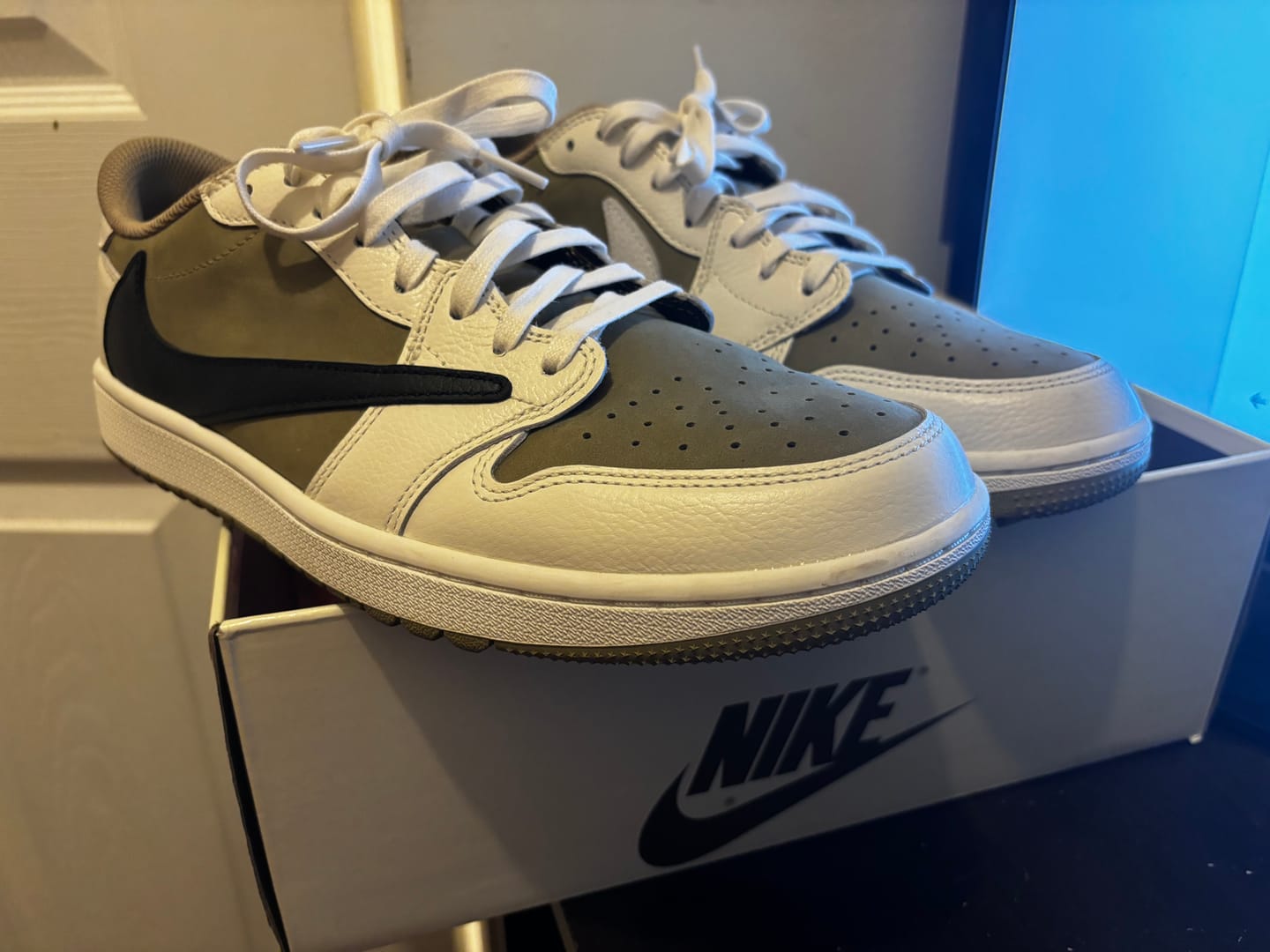Wilbert L. review of Travis Scott x AJ1 Low 'Golf'