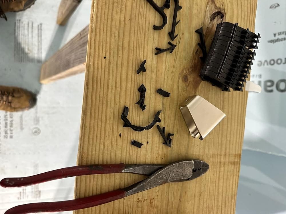 Customer photo review of Malco FBSN Foamboard Stapler