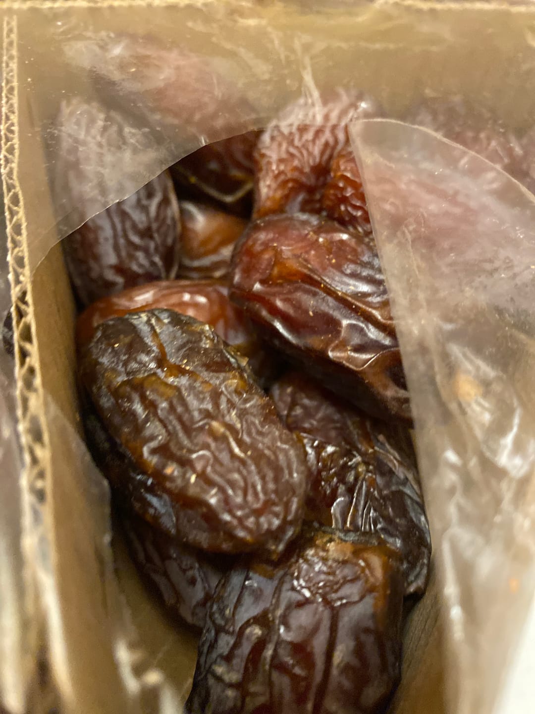 Customer photo review of Organic Jumbo Medjool Dates Box