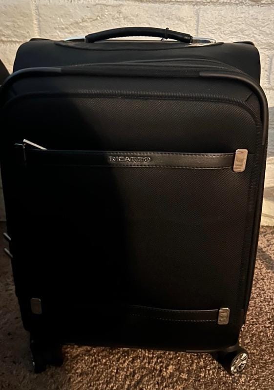 Customer photo review of Rodeo Drive 2.0 Softside Carry-On Expandable Spinner