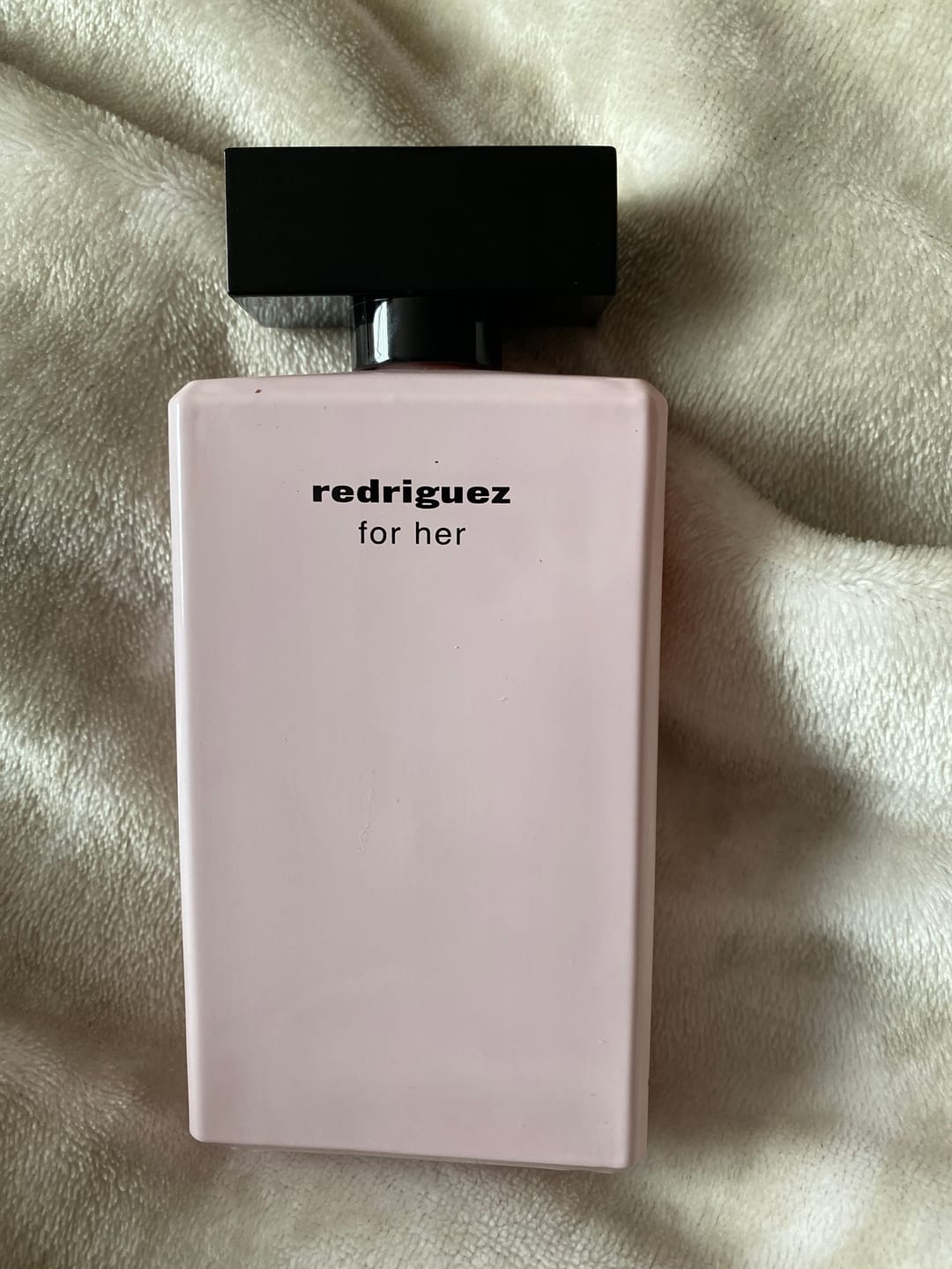 Customer photo review of Redriguez for her