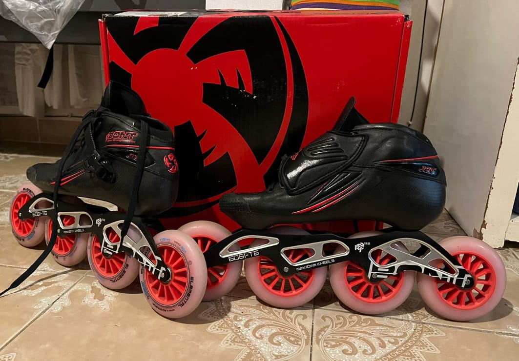 Customer photo review of Jet Inline Speed Skates