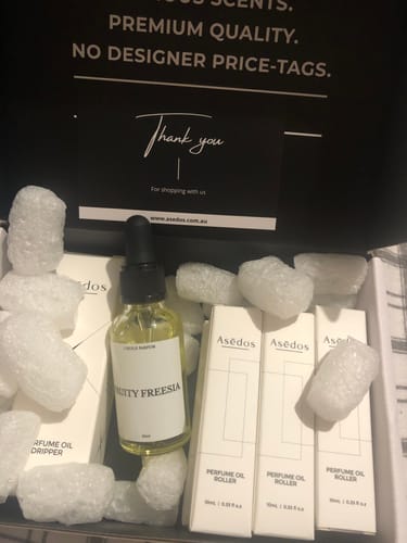 Customer photo review of FRUITY FREESIA PERFUME OIL