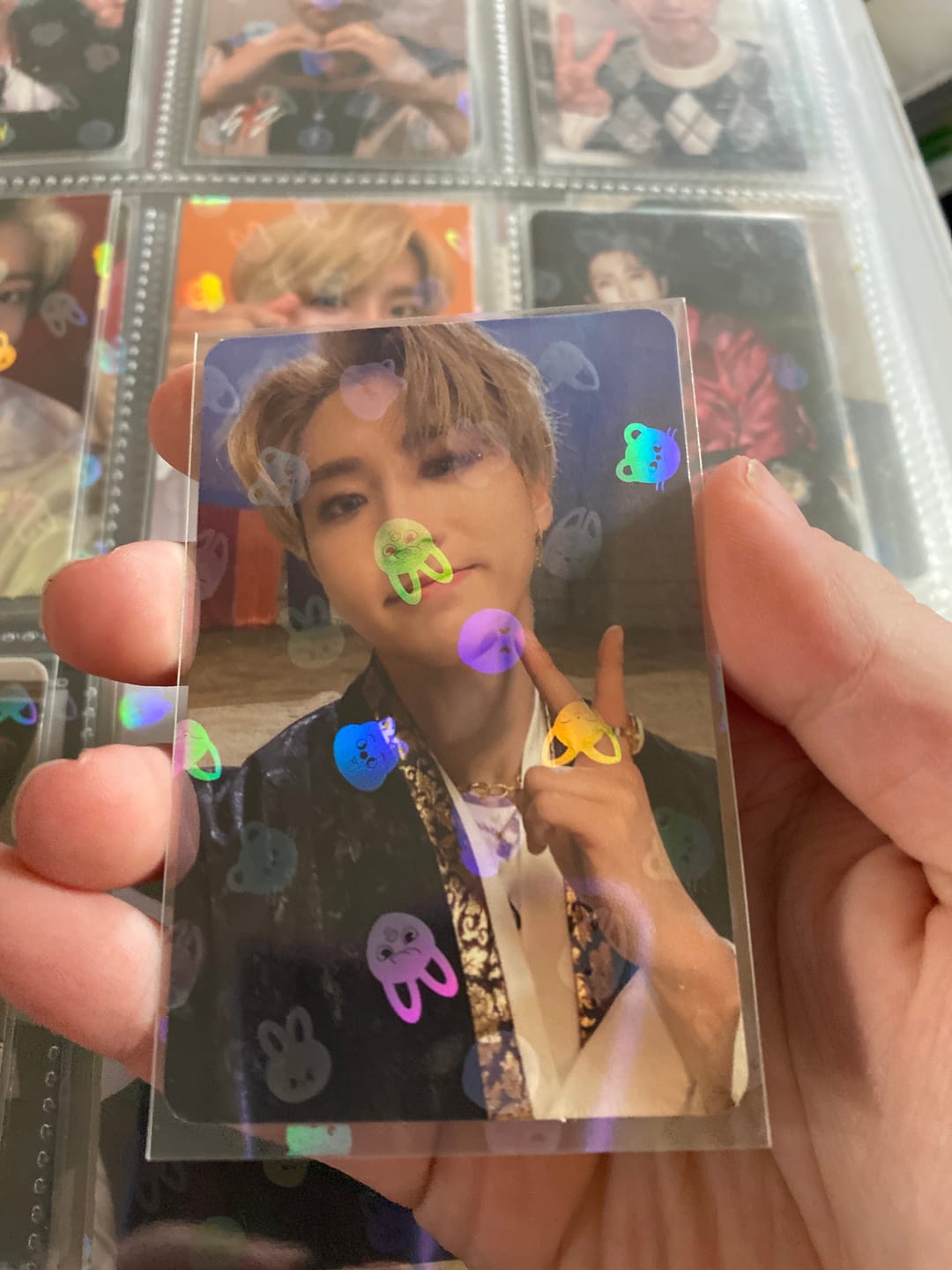 Customer photo review of PREMIUM HOLOGRAPHIC PHOTOCARD SLEEVES - SKZOO VERSION
