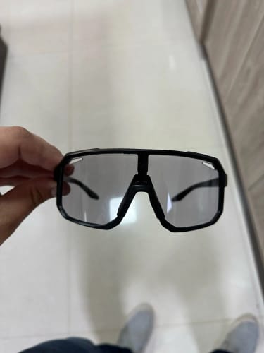 Customer photo review of Ultimate Versatility: TR-90 Photochromic Sports Sunglasses (31g)