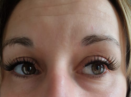 Customer photo review of Defined Press-On Lashes Starter Kit