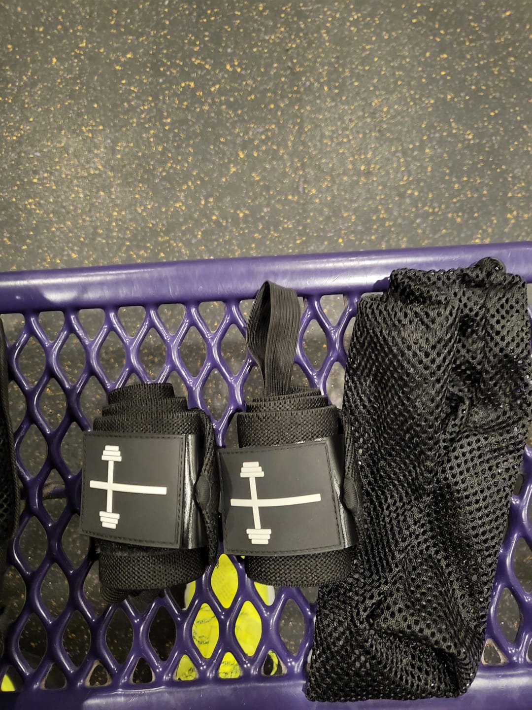 Customer photo review of HolStrength Wrist Wraps 18"