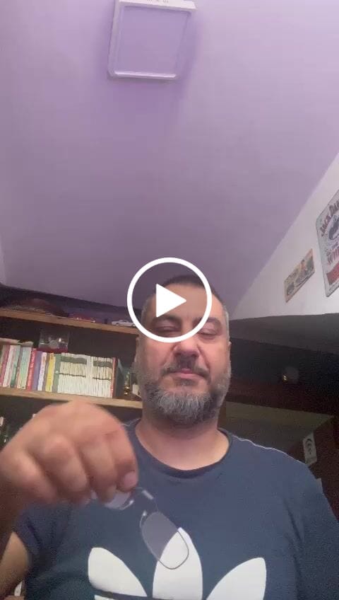 Customer video review of Readers + Silver Keychain Case