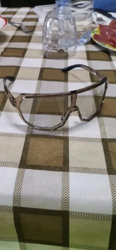 Customer photo review of Ultimate Versatility: TR-90 Photochromic Sports Sunglasses (31g)