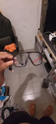 Customer photo review of Ultimate Versatility: TR-90 Photochromic Sports Sunglasses (31g)