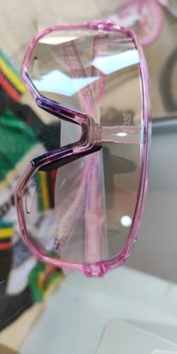 Customer photo review of Ultimate Versatility: TR-90 Photochromic Sports Sunglasses (31g)