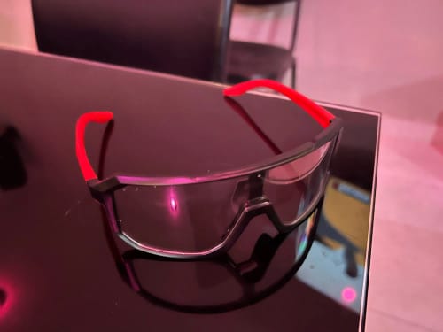 Customer photo review of Ultimate Versatility: TR-90 Photochromic Sports Sunglasses (31g)