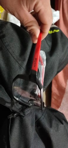 Customer photo review of Ultimate Versatility: TR-90 Photochromic Sports Sunglasses (31g)